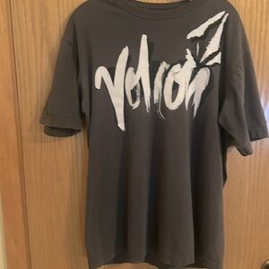 Bundle of‎ 2 volcom men’s tees
